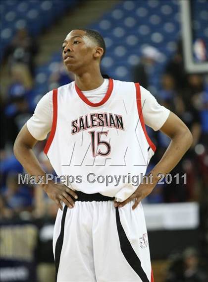 Thumbnail 2 in Salesian vs. Windward (CIF State D4 Final) photogallery.
