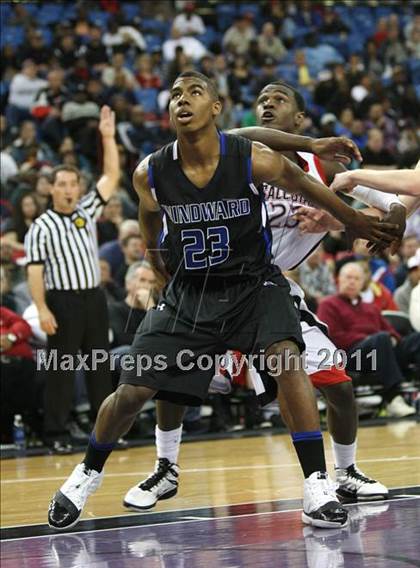 Thumbnail 2 in Salesian vs. Windward (CIF State D4 Final) photogallery.