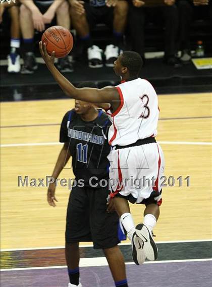 Thumbnail 2 in Salesian vs. Windward (CIF State D4 Final) photogallery.
