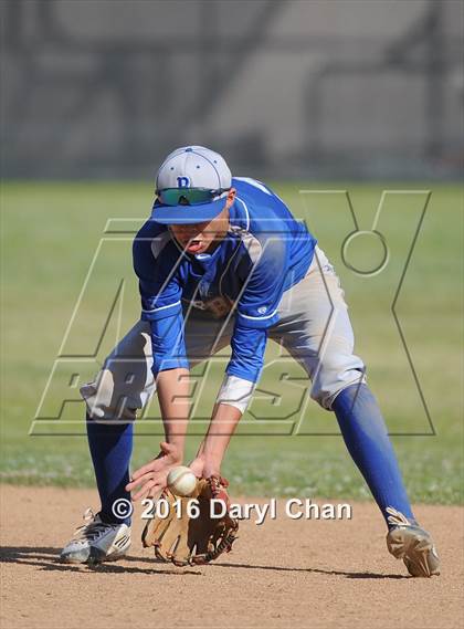 Thumbnail 3 in Arcadia vs. Burbank photogallery.