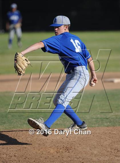 Thumbnail 1 in Arcadia vs. Burbank photogallery.