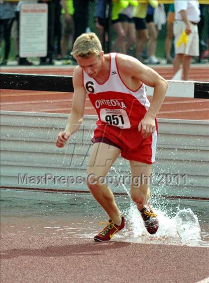 Thumbnail 1 in NYSPHSAA Track & Field Championships (Boys Events - Day 2) photogallery.