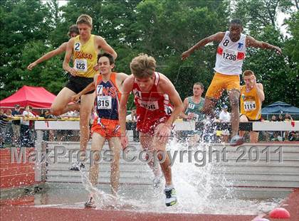 Thumbnail 3 in NYSPHSAA Track & Field Championships (Boys Events - Day 2) photogallery.