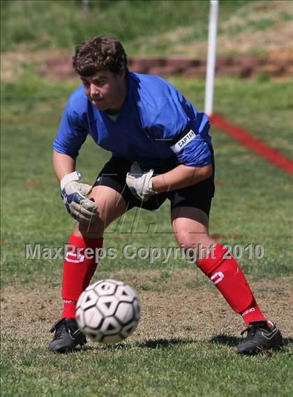 Thumbnail 2 in Knoxville Catholic vs Germantown (Bearden Invitational) photogallery.