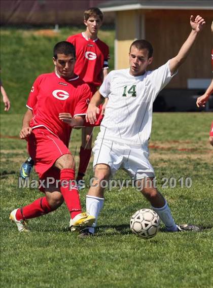 Thumbnail 2 in Knoxville Catholic vs Germantown (Bearden Invitational) photogallery.