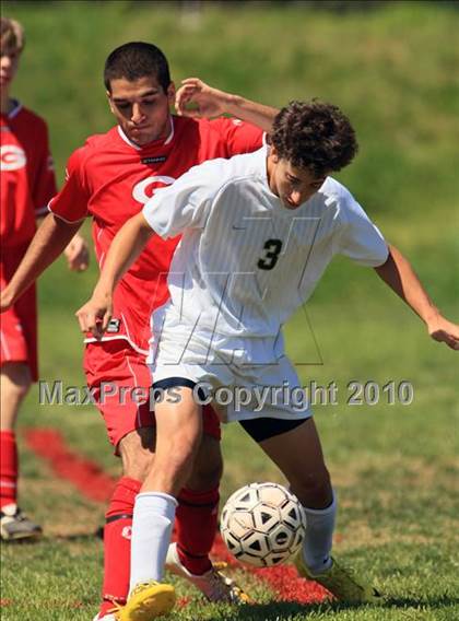 Thumbnail 2 in Knoxville Catholic vs Germantown (Bearden Invitational) photogallery.