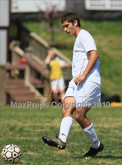 Thumbnail 2 in Knoxville Catholic vs Germantown (Bearden Invitational) photogallery.