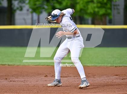 Thumbnail 1 in Connersville vs. Delta (IHSAA 3A Section 24 Round 1) photogallery.