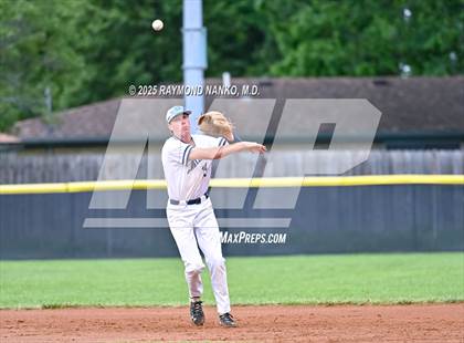Thumbnail 1 in Connersville vs. Delta (IHSAA 3A Section 24 Round 1) photogallery.