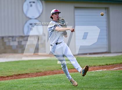 Thumbnail 2 in Connersville vs. Delta (IHSAA 3A Section 24 Round 1) photogallery.