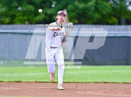 Thumbnail 2 in Connersville vs. Delta (IHSAA 3A Section 24 Round 1) photogallery.
