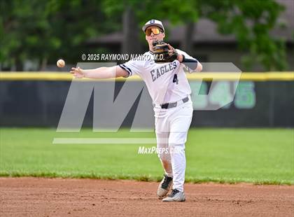 Thumbnail 1 in Connersville vs. Delta (IHSAA 3A Section 24 Round 1) photogallery.