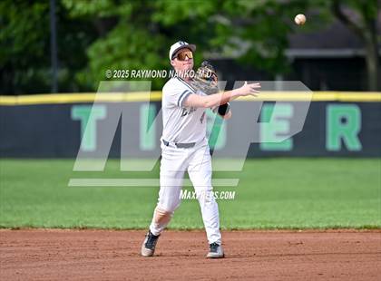 Thumbnail 1 in Connersville vs. Delta (IHSAA 3A Section 24 Round 1) photogallery.