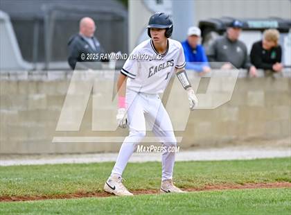 Thumbnail 2 in Connersville vs. Delta (IHSAA 3A Section 24 Round 1) photogallery.