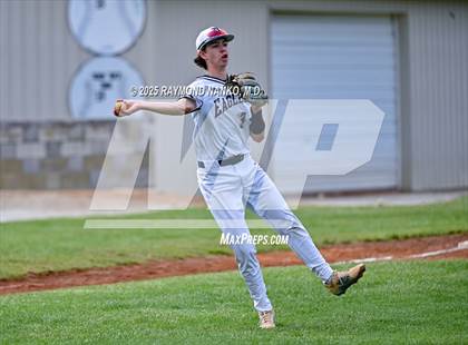 Thumbnail 1 in Connersville vs. Delta (IHSAA 3A Section 24 Round 1) photogallery.