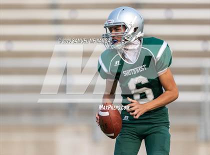 Thumbnail 2 in FR: Lincoln Southwest @ Lincoln East photogallery.