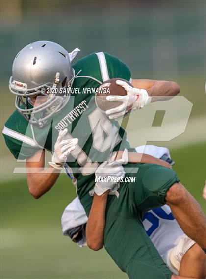 Thumbnail 1 in FR: Lincoln Southwest @ Lincoln East photogallery.