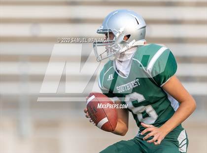 Thumbnail 2 in FR: Lincoln Southwest @ Lincoln East photogallery.