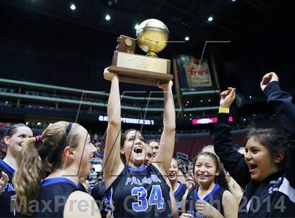 Thumbnail 2 in Valley Christian vs. Fountain Hills (AIA D3 Final) photogallery.