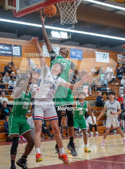 Thumbnail 2 in Montgomery vs. St. Mary's (Torrey Pines Holiday Classic) photogallery.