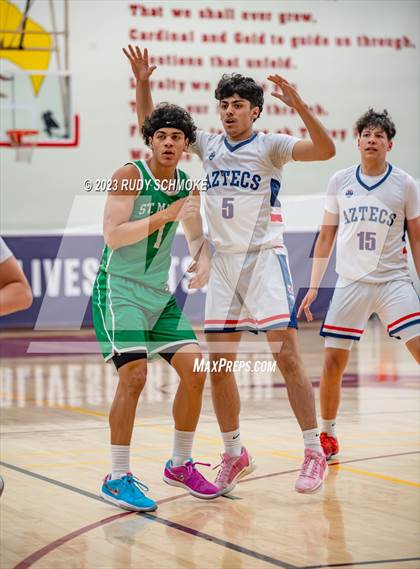 Thumbnail 1 in Montgomery vs. St. Mary's (Torrey Pines Holiday Classic) photogallery.