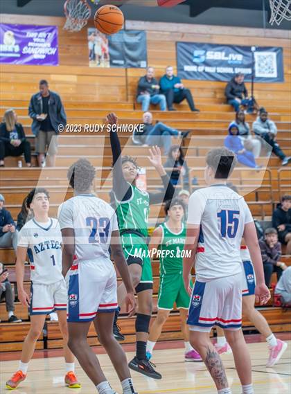 Thumbnail 2 in Montgomery vs. St. Mary's (Torrey Pines Holiday Classic) photogallery.