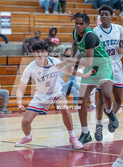 Thumbnail 3 in Montgomery vs. St. Mary's (Torrey Pines Holiday Classic) photogallery.