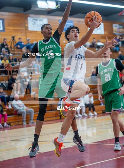 Thumbnail 3 in Montgomery vs. St. Mary's (Torrey Pines Holiday Classic) photogallery.