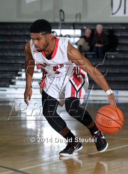 Thumbnail 3 in River City vs. Ripon (Ram Jam Winter Classic) photogallery.