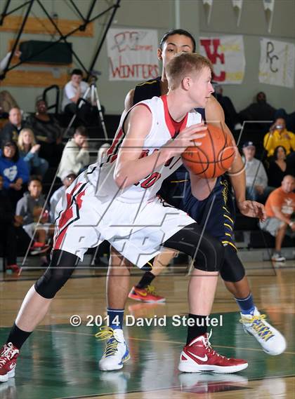 Thumbnail 2 in River City vs. Ripon (Ram Jam Winter Classic) photogallery.