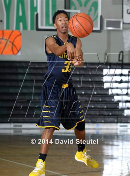 Thumbnail 3 in River City vs. Ripon (Ram Jam Winter Classic) photogallery.