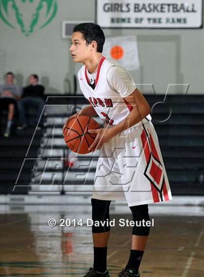 Thumbnail 3 in River City vs. Ripon (Ram Jam Winter Classic) photogallery.
