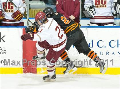 Thumbnail 2 in Woburn vs Boston College High (MIAA Super 8 Round Robin) photogallery.