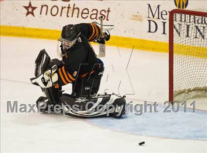 Thumbnail 2 in Woburn vs Boston College High (MIAA Super 8 Round Robin) photogallery.