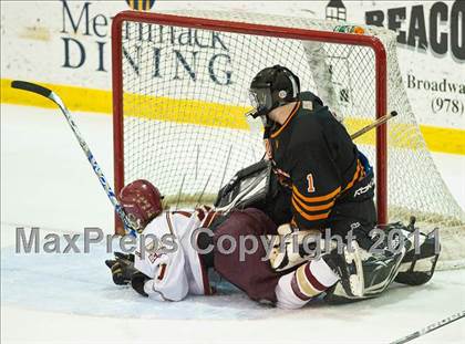 Thumbnail 2 in Woburn vs Boston College High (MIAA Super 8 Round Robin) photogallery.