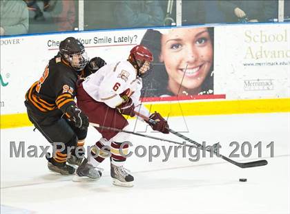 Thumbnail 2 in Woburn vs Boston College High (MIAA Super 8 Round Robin) photogallery.