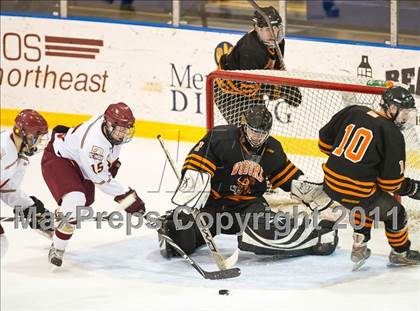 Thumbnail 2 in Woburn vs Boston College High (MIAA Super 8 Round Robin) photogallery.