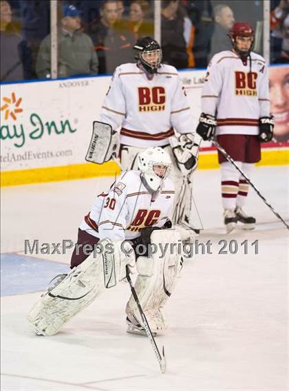 Thumbnail 3 in Woburn vs Boston College High (MIAA Super 8 Round Robin) photogallery.
