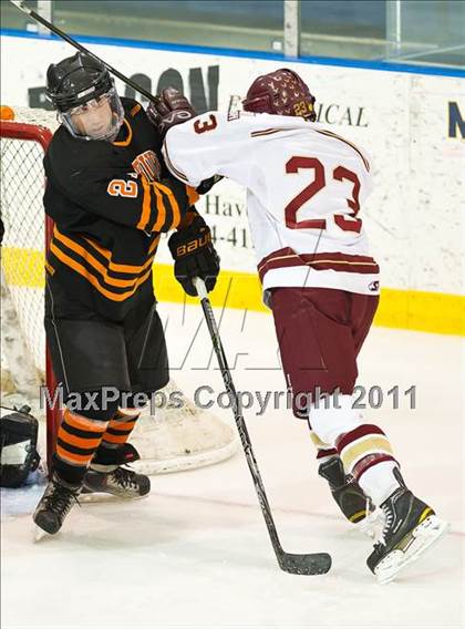 Thumbnail 2 in Woburn vs Boston College High (MIAA Super 8 Round Robin) photogallery.