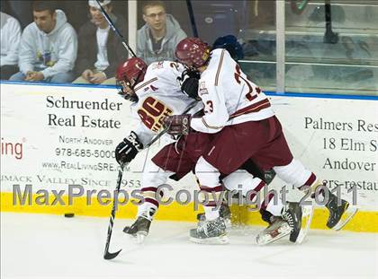 Thumbnail 2 in Woburn vs Boston College High (MIAA Super 8 Round Robin) photogallery.