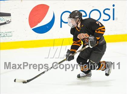 Thumbnail 2 in Woburn vs Boston College High (MIAA Super 8 Round Robin) photogallery.