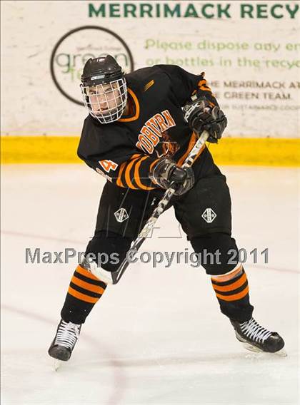 Thumbnail 1 in Woburn vs Boston College High (MIAA Super 8 Round Robin) photogallery.