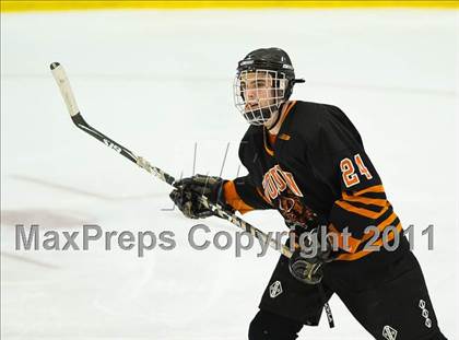 Thumbnail 3 in Woburn vs Boston College High (MIAA Super 8 Round Robin) photogallery.