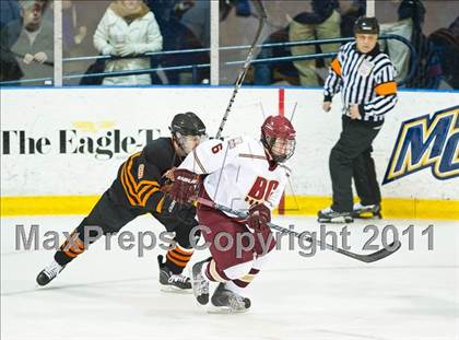 Thumbnail 2 in Woburn vs Boston College High (MIAA Super 8 Round Robin) photogallery.