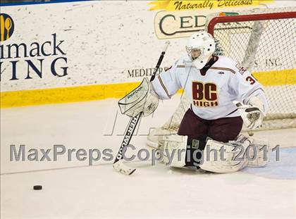 Thumbnail 2 in Woburn vs Boston College High (MIAA Super 8 Round Robin) photogallery.