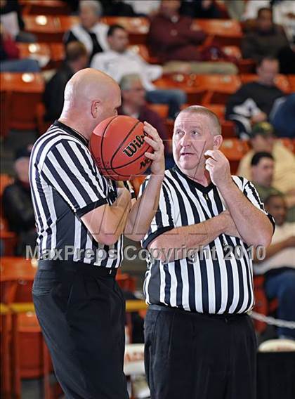 Thumbnail 1 in Sheldon vs. Burbank (CIF SJS D1 Playoffs) photogallery.