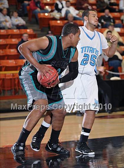 Thumbnail 2 in Sheldon vs. Burbank (CIF SJS D1 Playoffs) photogallery.