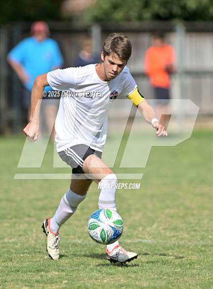 Thumbnail 3 in Trinity Prep @ Sacramento Country Day photogallery.