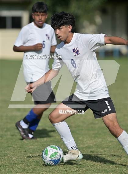 Thumbnail 2 in Trinity Prep @ Sacramento Country Day photogallery.