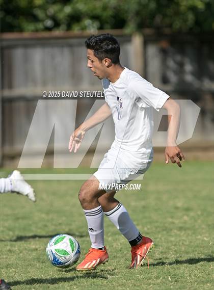 Thumbnail 3 in Trinity Prep @ Sacramento Country Day photogallery.